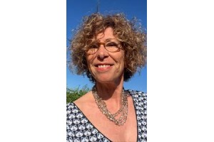Dr Hélène Bellon
